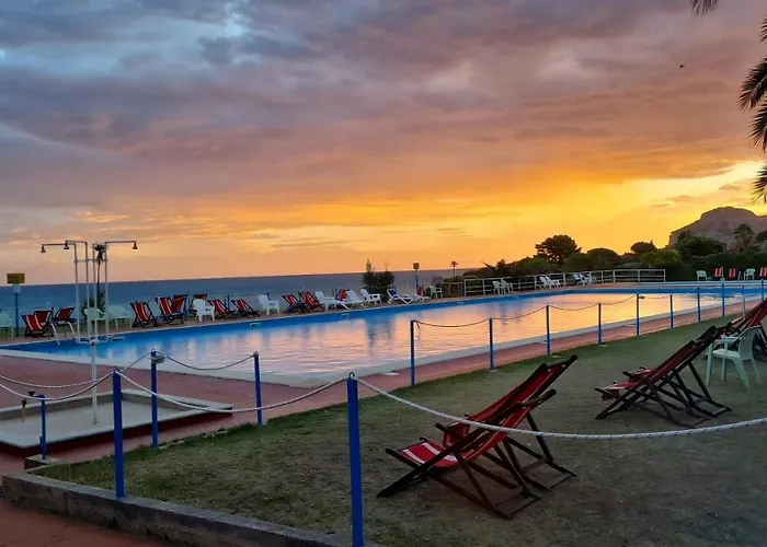 Kamp alanı Costa Ponente Cefalù